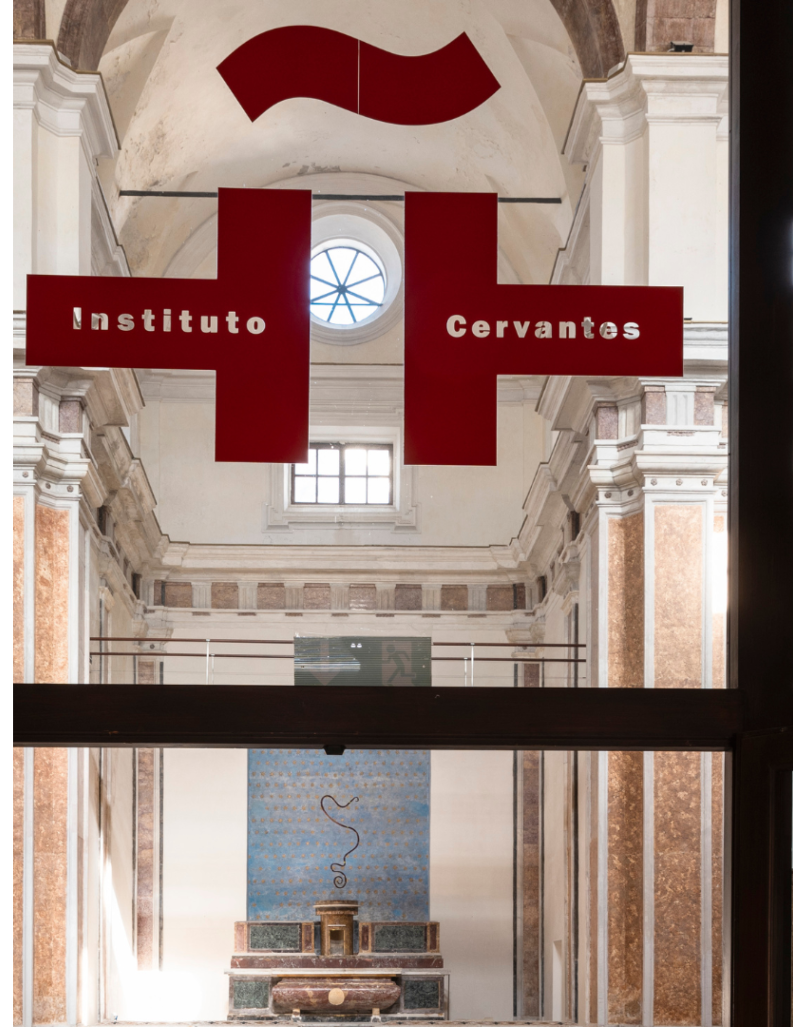 interno_iglesia_instituto_cervantes-palermo